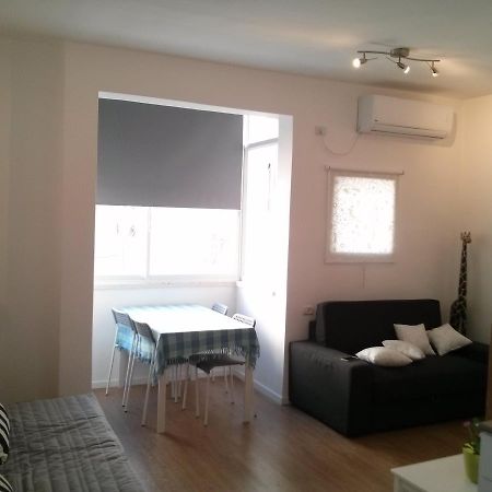 Haatzmaut Bat Yam Beach Zewnętrze zdjęcie