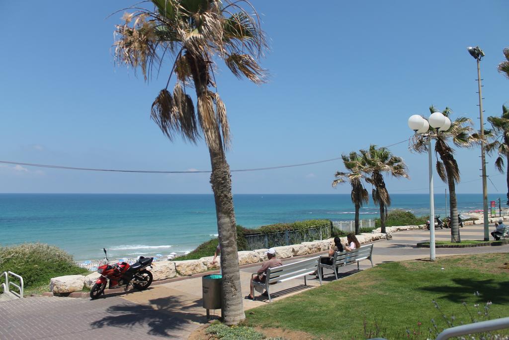 Haatzmaut Bat Yam Beach Zewnętrze zdjęcie