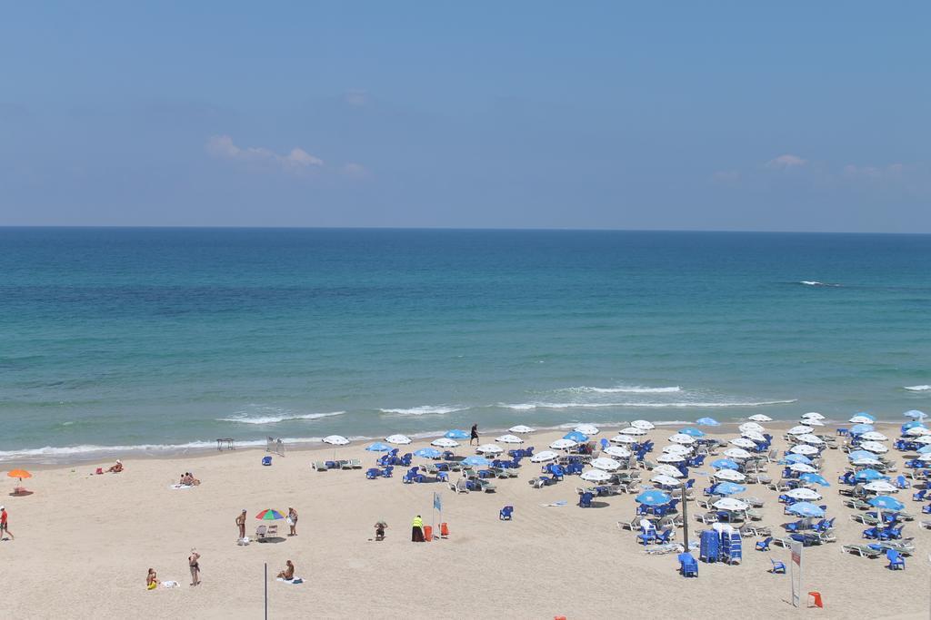 Haatzmaut Bat Yam Beach Zewnętrze zdjęcie